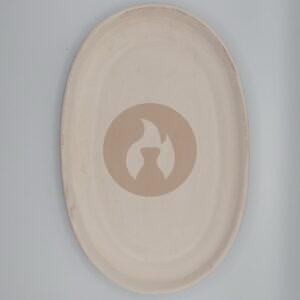 Plato Oval en Bizcocho