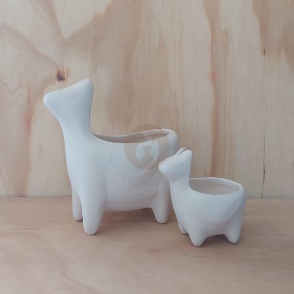 Maceta Llama en Bizcocho