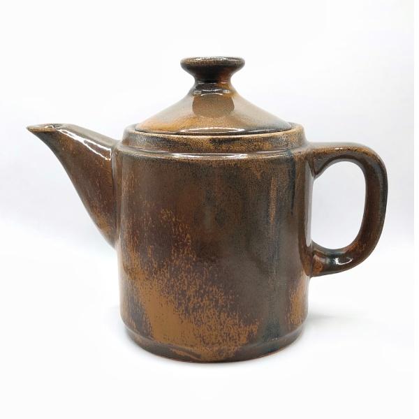 Tetera con Tapa en Bizcocho